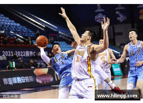 马刺战胜尼克斯，莱昂纳德关键时刻发挥出色