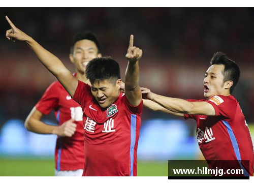 九州酷游龙东：中超之旅与足球梦想